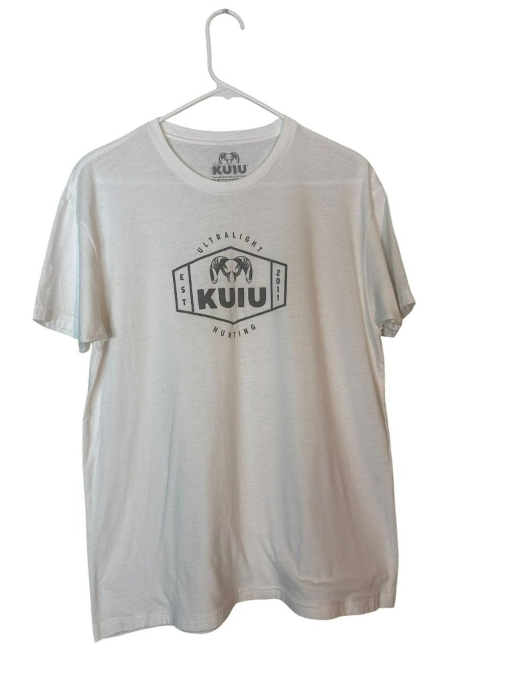 Kuiu Ultralight Hunting Graphic T-Shirt White Size X-Large Fits Like A M/L